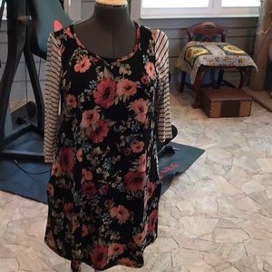 Lilypad Flower Tunic with Pockets